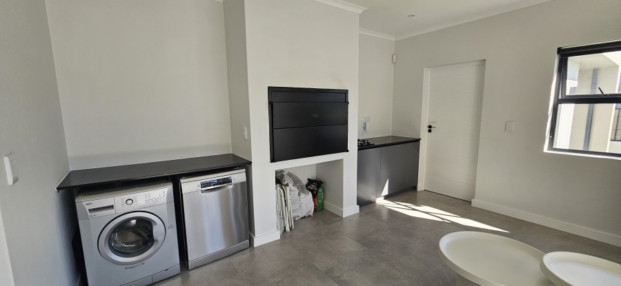 4 Bedroom Property for Sale in Sandown Western Cape